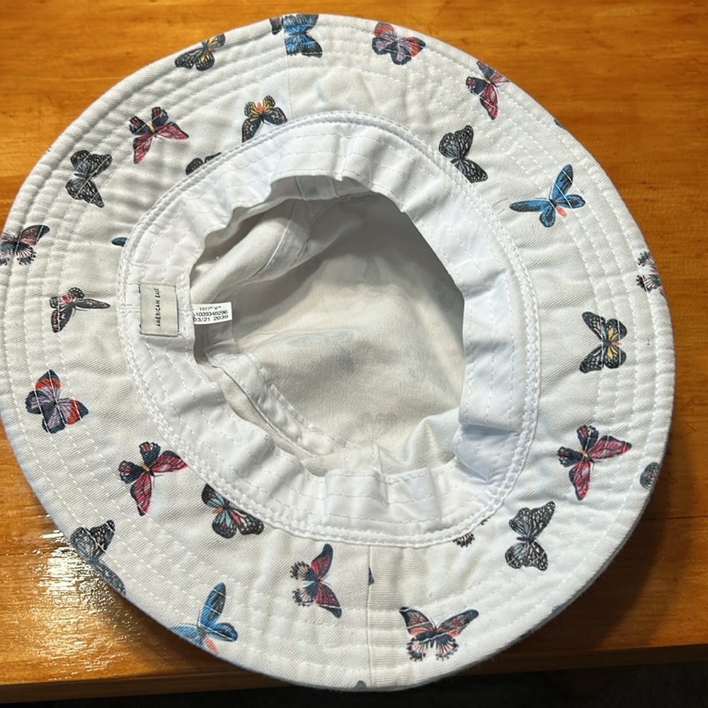 American Eagle Butterfly Bucket Hat - Picture 5 of 9